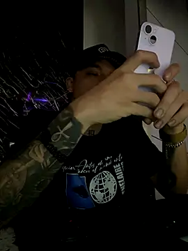 AlphaMasterXxx online show from September 13, 2025, 2:39 pm