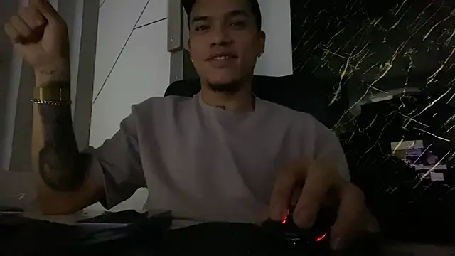 AlphaMasterXxx online show from September 17, 2025, 12:56 am