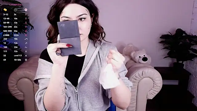 Dark Moni online show from February 25, 2026, 2:43 am