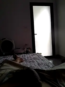 Snapshot of quoc85 chatting on November 11, 2025, 6:13 am quoc85 online show from November 11, 2025, 6:13 am