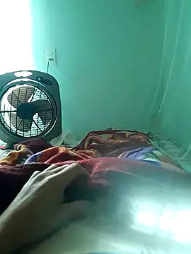 Snapshot of quoc85 chatting on February 20, 2026, 3:36 am quoc85 online show from February 20, 2026, 3:36 am