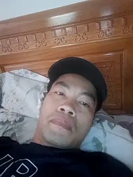 Snapshot of quoc85 chatting on February 22, 2026, 8:13 am quoc85 online show from February 22, 2026, 8:13 am