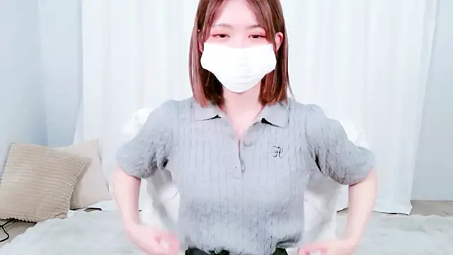 Snapshot of NANA_chan_1 chatting on November 9, 2025, 7:06 am NANA chan 1 online show from November 9, 2025, 7:06 am