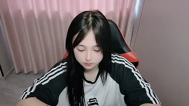 Snapshot of xxz98 chatting on April 14, 2026, 7:58 am xxz98 online show from April 14, 2026, 7:58 am