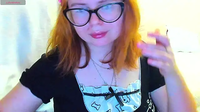 Snapshot of MilisaSweet777 chatting on February 6, 2026, 8:45 pm MilisaSweet777 online show from February 6, 2026, 8:45 pm