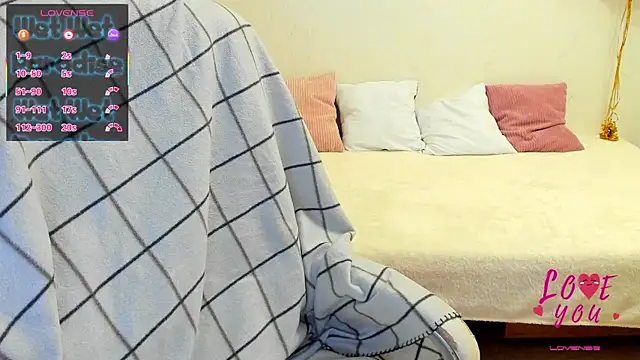 Snapshot of MilisaSweet777 chatting on February 15, 2026, 8:16 pm MilisaSweet777 online show from February 15, 2026, 8:16 pm