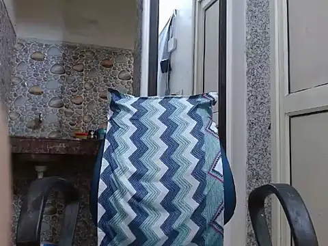 soya queen online show from September 9, 2025, 2:22 am