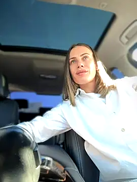  JessyRey  online show from September 19, 2025, 6:37 am