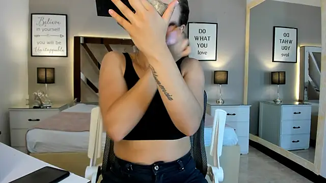 cellestehot online show from March 16, 2026, 1:15 pm