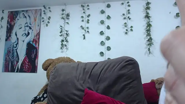 Samanta milf84 online show from January 15, 2026, 5:56 am