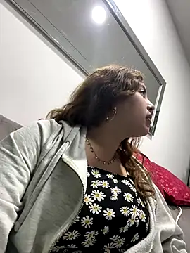 Samantha 2190 online show from December 23, 2025, 3:15 am