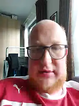 Snapshot of geilerd122 chatting on October 4, 2025, 2:48 pm geilerd122 online show from October 4, 2025, 2:48 pm