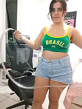 Snapshot of CutteGirl99 chatting on October 11, 2025, 1:27 am CutteGirl99 online show from October 11, 2025, 1:27 am