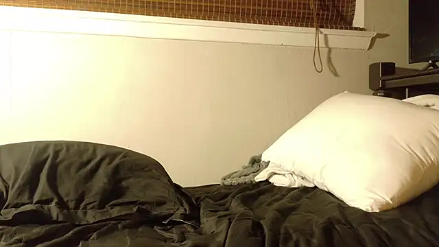 Dallasbest214 online show from November 11, 2025, 8:36 am