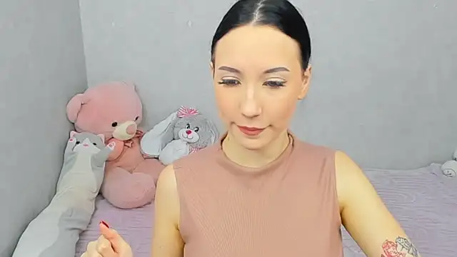 EileenMoores online show from February 11, 2026, 7:24 am