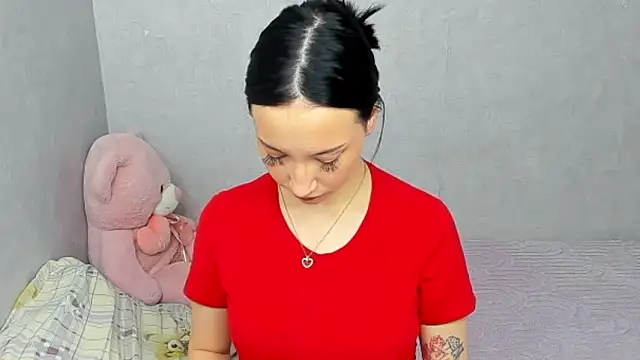 EileenMoores online show from March 11, 2026, 4:02 pm