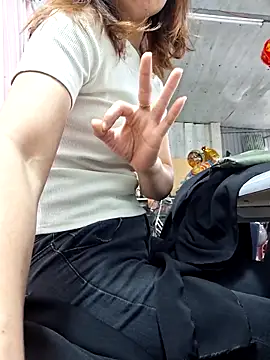 irina hana online show from March 6, 2026, 12:29 am