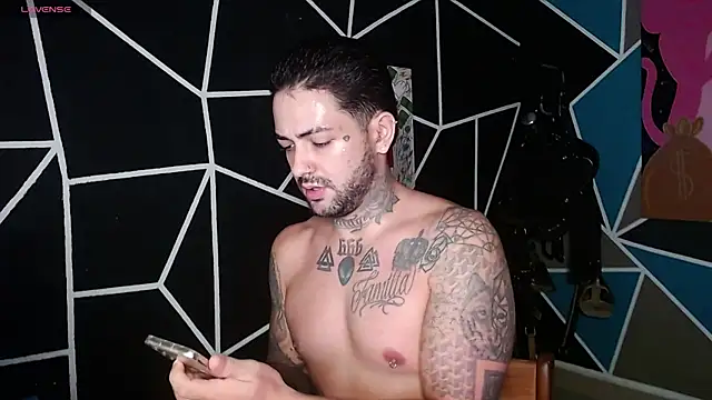 nicolastorres99 online show from October 29, 2025, 12:46 am