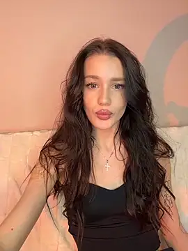 Aria Mila online show from February 10, 2026, 8:35 pm