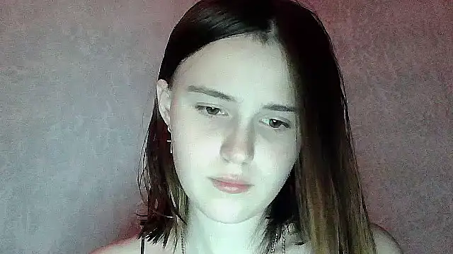 SweetLoraa online show from November 3, 2025, 5:47 pm