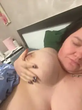 SunnyLeila2101 online show from November 2, 2025, 9:50 pm