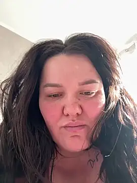 SunnyLeila2101 online show from February 2, 2026, 11:31 am