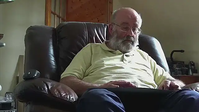 janzer13 online show from September 19, 2025, 1:01 pm