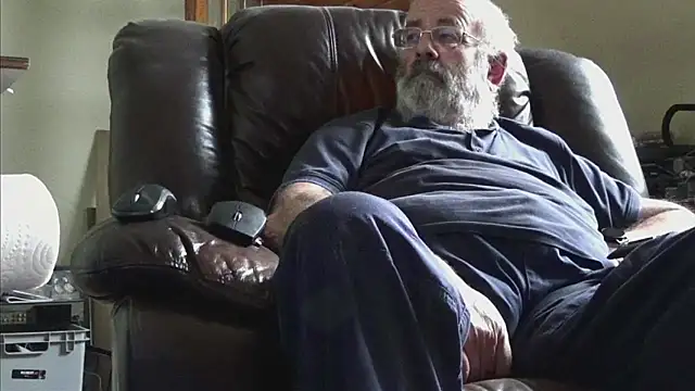 janzer13 online show from October 18, 2025, 1:01 pm