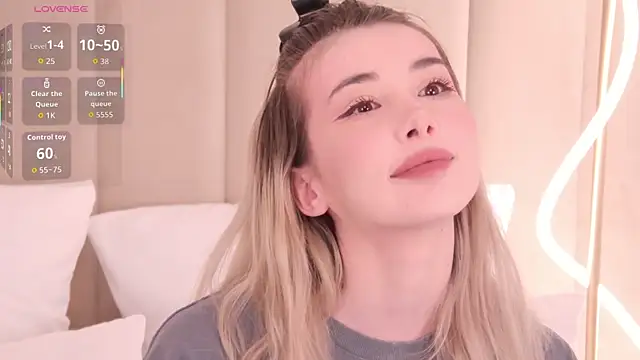 Snapshot of Nesolla chatting on February 26, 2026, 8:19 pm Nesolla online show from February 26, 2026, 8:19 pm