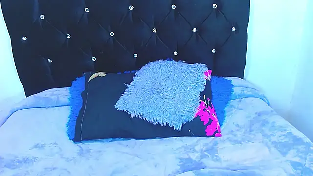 Gabi Jhons 23 online show from January 10, 2026, 4:42 pm