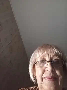 Snapshot of Anatolia5961 chatting on July 11, 2026, 12:35 am Anatolia5961 online show from July 11, 2026, 12:35 am