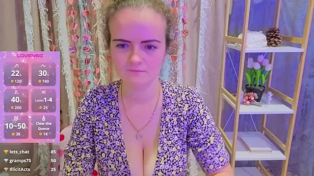 Luisa Rosee online show from November 25, 2025, 9:48 pm