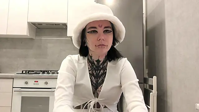 HighelikeGirl online show from January 9, 2026, 7:11 am