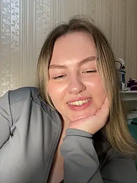 Snapshot of SunshineEmma chatting on April 20, 2026, 11:06 pm SunshineEmma online show from April 20, 2026, 11:06 pm