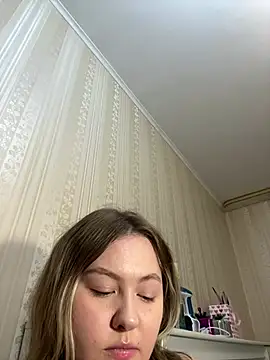 Snapshot of SunshineEmma chatting on May 20, 2026, 10:16 pm SunshineEmma online show from May 20, 2026, 10:16 pm