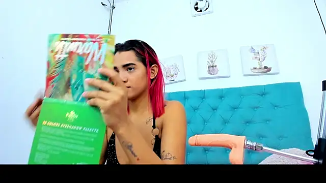 cris dulce online show from November 20, 2025, 3:34 pm