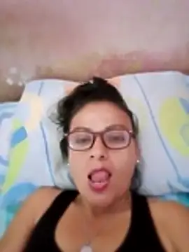 Snapshot of chocoluze chatting on July 9, 2026, 3:16 pm chocoluze online show from July 9, 2026, 3:16 pm