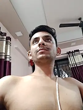 yung cplz online show from October 13, 2025, 12:27 pm