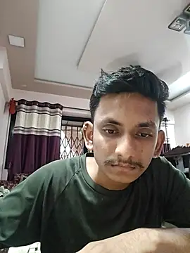 yung cplz online show from October 16, 2025, 11:33 am