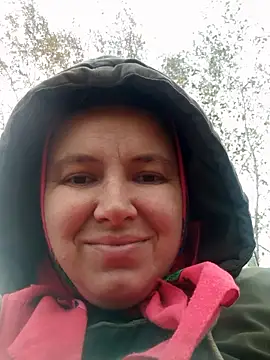 Romashka33011 online show from October 16, 2025, 7:09 am