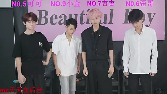 Beautifulboys-777 online show from October 1, 2025, 11:38 am