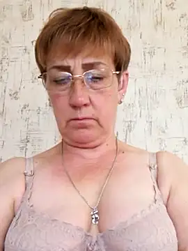 Snapshot of MeryLive59011 chatting on July 6, 2026, 8:33 am MeryLive59011 online show from July 6, 2026, 8:33 am