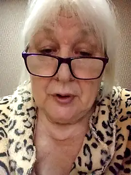 Alexia64231 online show from November 30, 2025, 1:42 am