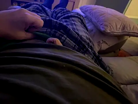 Snapshot of RichyO1977 chatting on November 7, 2025, 11:27 pm RichyO1977 online show from November 7, 2025, 11:27 pm