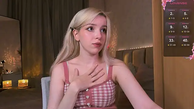 peachii meow online show from September 11, 2025, 1:33 pm