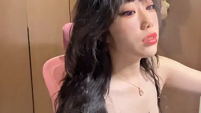 Lilium-520 online show from November 1, 2025, 10:06 am