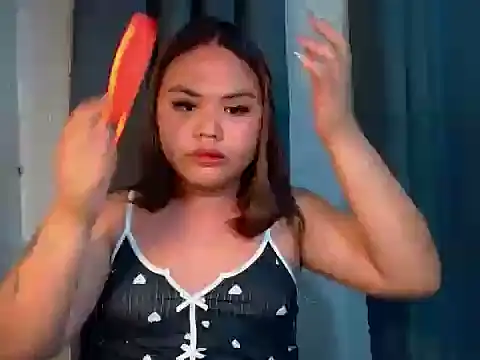 Babydannie03 online show from September 14, 2025, 4:17 pm