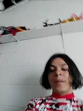 Snapshot of oxxy_jean chatting on May 15, 2026, 2:24 pm oxxy jean online show from May 15, 2026, 2:24 pm