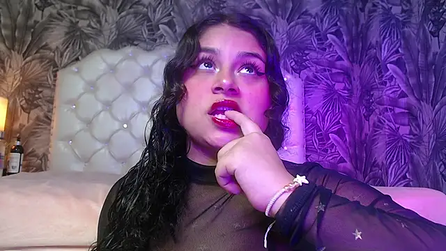 RylieRoss online show from September 9, 2025, 12:05 pm