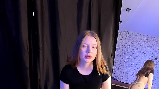 Lillie Berry online show from October 4, 2025, 4:43 am